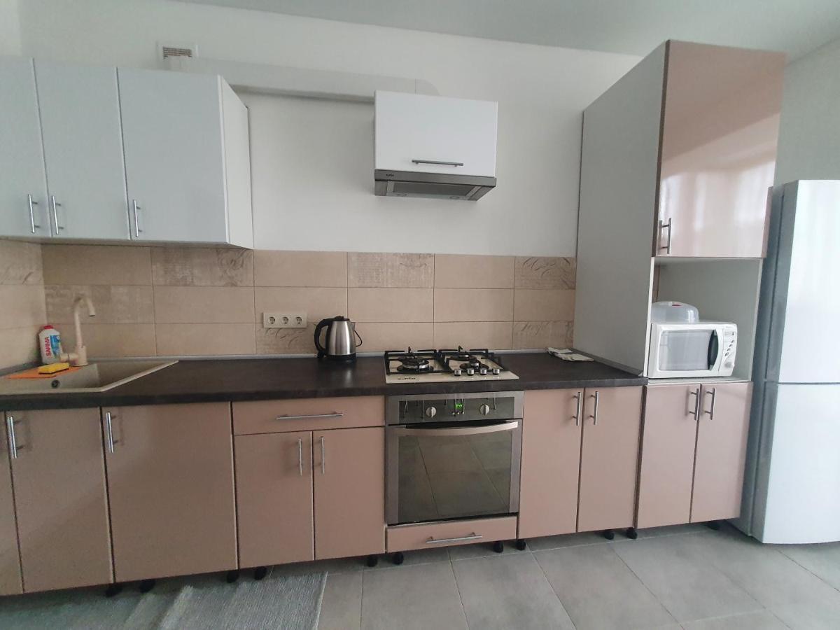 Нова Квартира За Доступною Ціною. Lutsk Ngoại thất bức ảnh
